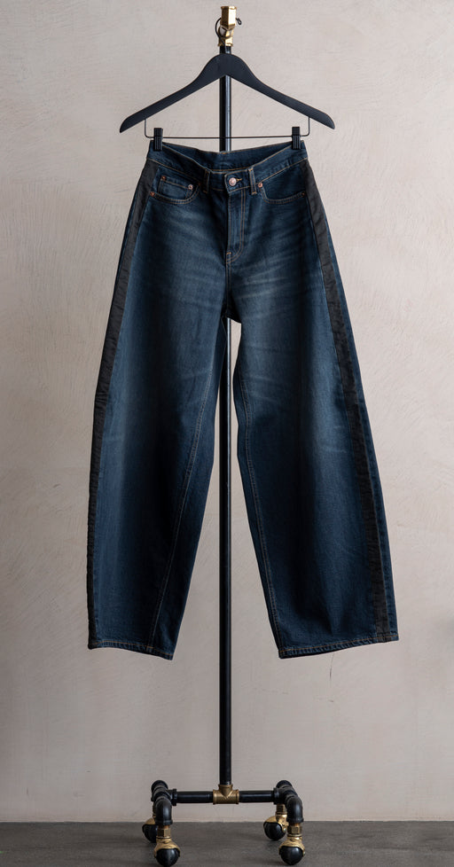 6397 Tuxedo Roomy Jean Dark Mojave