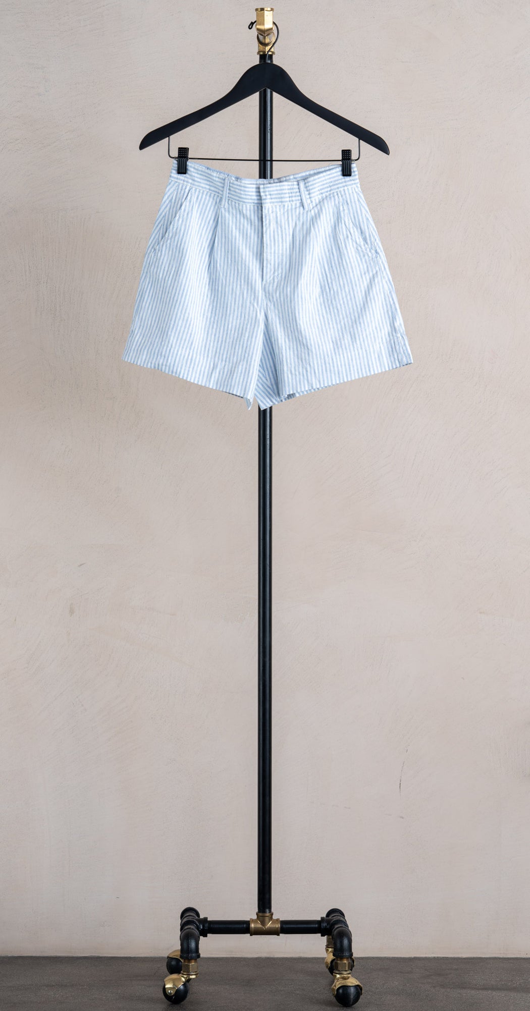 Frank & Eileen Waterford Linen Short Blue Stripe